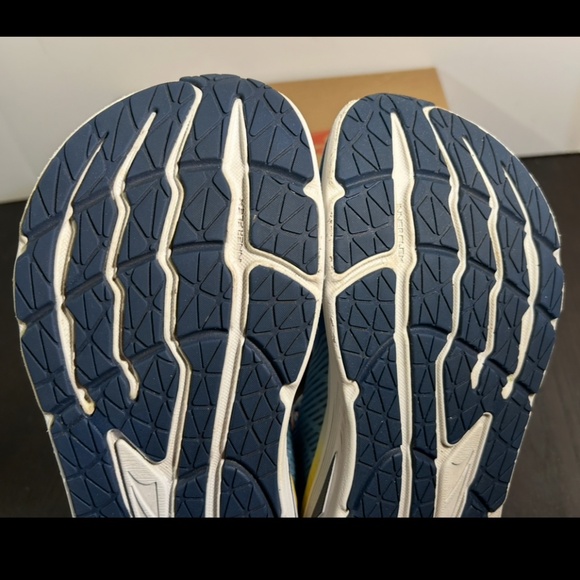 Altra Paradigm 7 Running Shoes Sneakers Blue/White/Yellow Womans 9 - Picture 14 of 16